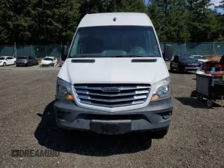2015 Freightliner Sprinter with VIN WDYPE7DC0FP137988, listed as a Copart auction lot 55630245 with 163,035 mi miles and Clean Title. Bid and sale history available at DreamBid. Image 5.
