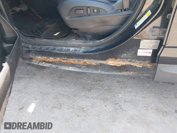 2010 GMC Terrain SLT-1 with VIN 2CTALFEW8A6295907, listed as a IAAI auction lot 42103432 with 274,443 mi miles and . Bid and sale history available at carsss.com. Image 12.