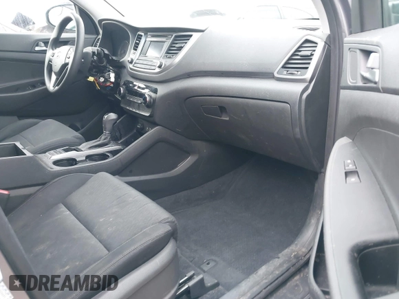 2016 Hyundai Tucson Sport with VIN KM8J33A20GU026691, listed as a IAAI auction lot 41496129 with 111,958 mi miles. Bid and sale history available at carsss.com. Image 5.