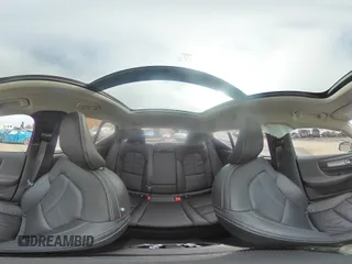 2023 Volvo XC40 Ultimate Bright Theme с VIN YV4L12UA5P2939455, выставлен на аукционе Copart как лот 41344855 с пробегом 18 949 миль миль и Списание • Salvage title. История ставок и продаж доступна на DreamBid. Изображение 12.