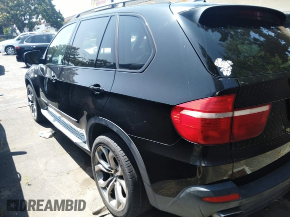 2007 BMW X5 4.8i z VIN 4USFE83507LY66575, wystawiony jako IAAI lot #42317099 z przebiegiem 142 356 mil mil oraz . Historia ofert i sprzedaży dostępna na DreamBid. Obrazek 3.