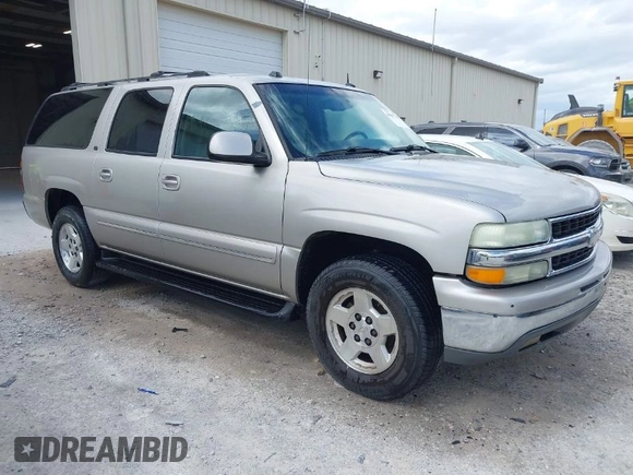 2004 Chevrolet Suburban LS with VIN 3GNEC16Z74G119360, listed as a IAAI auction lot 41837768 with 266,029 mi miles. Bid and sale history available at carsss.com. Image 1.