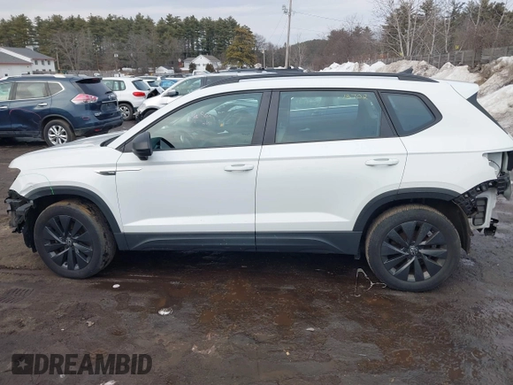 2022 Volkswagen Taos S с VIN 3VVAX7B21NM043209, выставлен на аукционе IAAI как лот 41701587 с пробегом 67 647 миль миль и . История ставок и продаж доступна на DreamBid. Изображение 15.