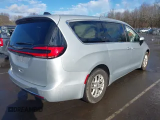 2023 Chrysler Pacifica Touring L с VIN 2C4RC1BG3PR621375, выставлен на аукционе IAAI как лот 41209430 с пробегом 44 856 миль миль и . История ставок и продаж доступна на DreamBid. Изображение 4.