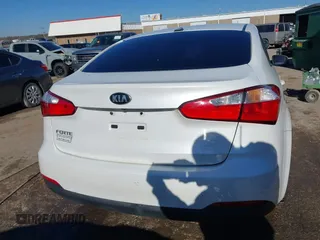 2016 Kia Forte LX with VIN KNAFX4A67G5554081, listed as a IAAI auction lot 41115117 with 145,432 mi miles. Bid and sale history available at carsss.com. Image 16.