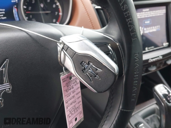 2019 Maserati Levante z VIN ZN661XUA0KX317515, wystawiony jako IAAI lot #41328119 z przebiegiem 47 433 mil mil oraz . Historia ofert i sprzedaży dostępna na DreamBid. Obrazek 11.