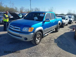 2004 Toyota Tundra SR5 with VIN 5TBET34184S444112, listed as a IAAI auction lot 41989446 with 249,820 mi miles and . Bid and sale history available at DreamBid. Image 2.