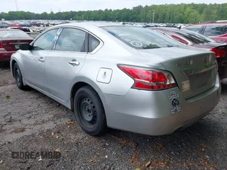 2014 Nissan Altima SV with VIN 1N4AL3AP5EC326056, listed as a IAAI auction lot 42143855 with 272,178 mi miles and . Bid and sale history available at carsss.com. Image 3.