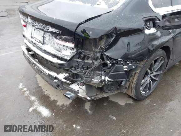 2019 BMW 3 Series 330i с VIN WBA5R1C53KAE82114, выставлен на аукционе IAAI как лот 41632512 с пробегом 92 454 миль миль и . История ставок и продаж доступна на DreamBid. Изображение 6.