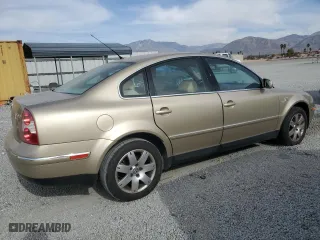 2001 Volkswagen Passat GLX with VIN WVWRH63BX1P143806, listed as a Copart auction lot 82929154 with 85,704 mi miles and Clean Title. Bid and sale history available at carsss.com. Image 3.