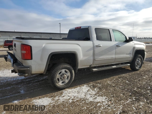 2016 GMC Sierra 2500HD SLE z VIN 1GT12SEGXGF265919, wystawiony jako Copart lot #82118884 z przebiegiem 113 066 mil mil oraz Szkoda całkowita • Salvage title. Historia ofert i sprzedaży dostępna na DreamBid. Obrazek 3.