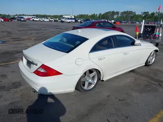 2008 Mercedes-Benz CLS 550 z VIN WDDDJ72X08A118188, wystawiony jako IAAI lot #42043453 z przebiegiem 111 798 mil mil oraz . Historia ofert i sprzedaży dostępna na DreamBid. Obrazek 4.