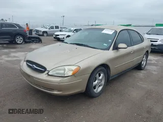 2001 Ford Taurus SES with VIN 1FAFP55U71A194476, listed as a IAAI auction lot 42094306 with 110,910 mi miles. Bid and sale history available at carsss.com. Image 2.