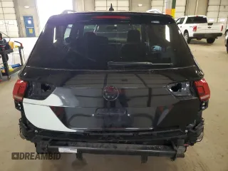 2020 Volkswagen Tiguan S with VIN 3VV0B7AX5LM161512, listed as a Copart auction lot 52490505 with 39,863 mi miles and Salvage title. Bid and sale history available at DreamBid. Image 6.
