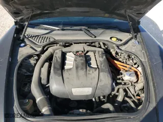 2014 Porsche Panamera S E-Hybrid with VIN WP0AD2A74EL044427, listed as a Copart auction lot 76928314 with 132,949 mi miles and Clean Title. Bid and sale history available at carsss.com. Image 11.