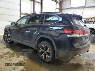 2024 Volkswagen Atlas SE with VIN 1V2LR2CA7RC508706, listed as a Copart auction lot 48055535 with 26,101 mi miles and Salvage title. Bid and sale history available at DreamBid. Image 2.