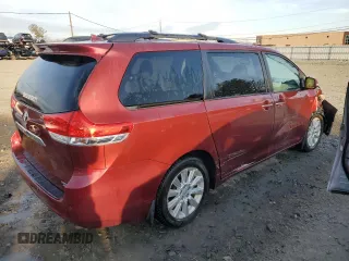 2013 Toyota Sienna XLE with VIN 5TDDK3DC1DS063001, listed as a Copart auction lot 46463765 with 201,869 mi miles and Salvage Title. Bid and sale history available at DreamBid. Image 3.