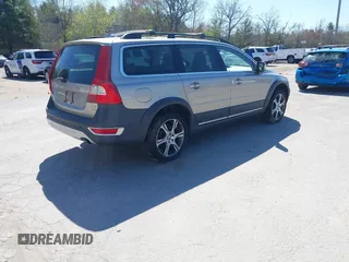 2012 Volvo XC70 T6 with VIN YV4902BZ1C1127334, listed as a IAAI auction lot 42140359 with 214,196 mi miles and . Bid and sale history available at DreamBid. Image 4.