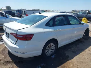 2020 Volkswagen Jetta S z VIN 3VWCB7BU8LM056279, wystawiony jako IAAI lot #42313645 z przebiegiem Nie podano mil oraz . Historia ofert i sprzedaży dostępna na DreamBid. Obrazek 4.