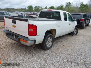 2012 Chevrolet Silverado 1500 LT with VIN 1GCRCSE01CZ180933, listed as a IAAI auction lot 41784055 with 235,310 mi miles. Bid and sale history available at carsss.com. Image 4.