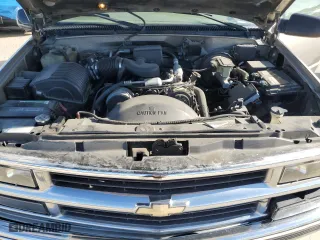 1999 Chevrolet Tahoe Z71 with VIN 1GNEK13R4XJ458295, listed as a Copart auction lot 47435675 with 211,422 mi miles and Salvage Title. Bid and sale history available at carsss.com. Image 12.