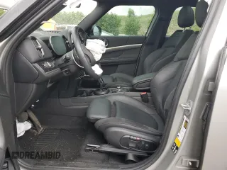 2024 MINI Countryman Cooper S with VIN WMZ83BR08R3R60395, listed as a Copart auction lot 61432835 with 18,142 mi miles and Salvage title. Bid and sale history available at DreamBid. Image 7.