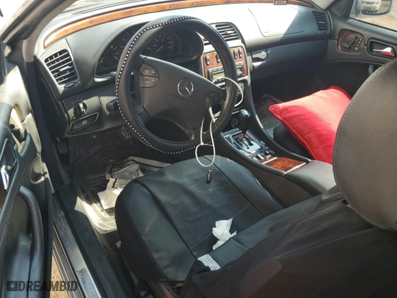 2001 Mercedes-Benz CLK-Class 3.2L with VIN WDBLK65G81T074720, listed as a Copart auction lot 75270824 with 83,070 mi miles and Salvage Title. Bid and sale history available at carsss.com. Image 8.