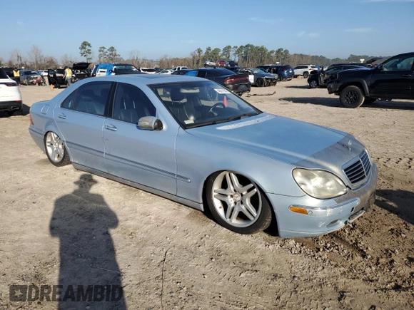 2002 Mercedes-Benz S-Class 5.0L with VIN WDBNG75J62A260782, listed as a Copart auction lot 46911845 with 226,052 mi miles and Salvage Title. Bid and sale history available at carsss.com. Image 4.