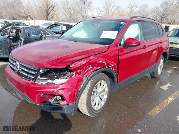 2018 Volkswagen Tiguan S with VIN 3VV1B7AX0JM043255, listed as a IAAI auction lot 41641512 with 79,069 mi miles. Bid and sale history available at carsss.com. Image 17.
