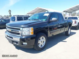 2011 Chevrolet Silverado 1500 LT with VIN 1GCRKSE3XBZ423103, listed as a IAAI auction lot 41824331 with 144,581 mi miles. Bid and sale history available at carsss.com. Image 19.