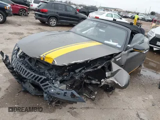2022 Mercedes-Benz SL 63 AMG z VIN W1KVK8BB6NF005386, wystawiony jako IAAI lot #41568728 z przebiegiem Nie podano mil oraz . Historia ofert i sprzedaży dostępna na DreamBid. Obrazek 17.