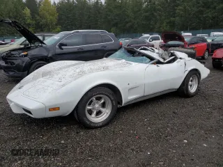 1975 Chevrolet Corvette z VIN 1Z37J5S412515, wystawiony jako Copart lot #74795354 z przebiegiem Nie podano mil oraz Szkoda całkowita • Salvage title. Historia ofert i sprzedaży dostępna na DreamBid. Obrazek 1.