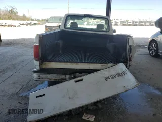 1994 Ford F-150 with VIN 1FTDF15Y6RNA71756, listed as a Copart auction lot 50063245 with 193,959 mi miles and Salvage Title. Bid and sale history available at carsss.com. Image 6.