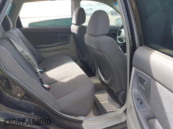 2005 Kia Spectra with VIN KNAFE161555093364, listed as a IAAI auction lot 41465930 with 190,769 mi miles. Bid and sale history available at carsss.com. Image 8.