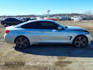 2015 BMW 4 Series 435i xDrive с VIN WBA3R5C58FK372428, выставлен на аукционе IAAI как лот 41460465 с пробегом 133 654 миль миль и . История ставок и продаж доступна на DreamBid. Изображение 13.