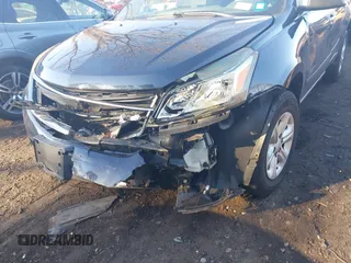 2016 Chevrolet Traverse LS with VIN 1GNKRFED8GJ251888, listed as a IAAI auction lot 41591602 with Not Provided miles. Bid and sale history available at carsss.com. Image 6.