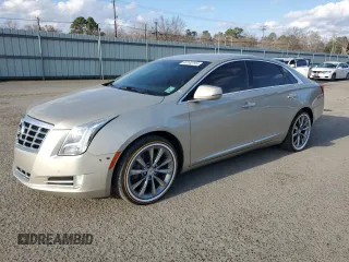 2013 Cadillac XTS Luxury with VIN 2G61R5S39D9178115, listed as a Copart auction lot 44142745 with 99,596 mi miles and Clean Title. Bid and sale history available at carsss.com. Image 1.