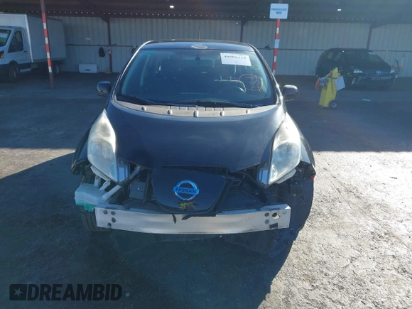 2015 Nissan LEAF S z VIN 1N4AZ0CP7FC321257, wystawiony jako IAAI lot #40806310 z przebiegiem 61 443 mil mil oraz . Historia ofert i sprzedaży dostępna na DreamBid. Obrazek 13.