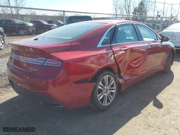 2013 Lincoln MKZ with VIN 3LN6L2G92DR825914, listed as a IAAI auction lot 42020442 with 120,558 mi miles. Bid and sale history available at carsss.com. Image 4.
