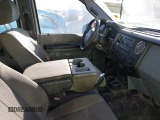 2016 Ford F-250 Lariat z VIN 1FT7W2BT4GEA95983, wystawiony jako IAAI lot #41096409 z przebiegiem 174 217 mil mil oraz . Historia ofert i sprzedaży dostępna na DreamBid. Obrazek 5.