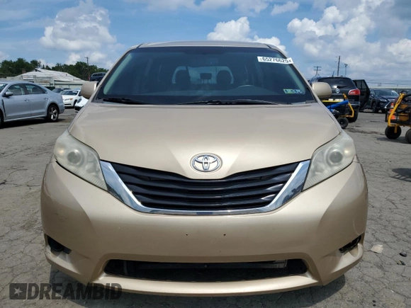 2014 Toyota Sienna LE AAS with VIN 5TDKK3DC4ES412399, listed as a Copart auction lot 65276625 with 264,283 mi miles and Clean title. Bid and sale history available at DreamBid. Image 5.