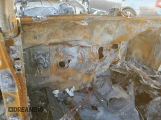 2018 Jeep Wrangler Unlimited Rubicon z VIN 1C4HJXFG6JW136094, wystawiony jako Copart lot #81048134 z przebiegiem Nie podano mil oraz Szkoda całkowita • Salvage title. Historia ofert i sprzedaży dostępna na DreamBid. Obrazek 9.