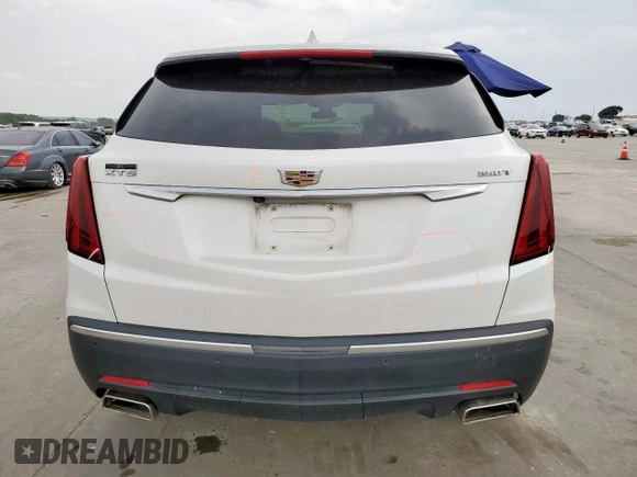 2020 Cadillac XT5 Luxury FWD z VIN 1GYKNAR40LZ236650, wystawiony jako Copart lot #56524945 z przebiegiem 43 164 mil mil oraz Szkoda całkowita • Salvage title. Historia ofert i sprzedaży dostępna na DreamBid. Obrazek 6.