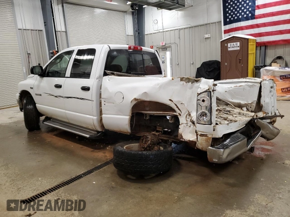 2008 Dodge 1500 SLT z VIN 1D7HU18298S567638, wystawiony jako Copart lot #53362695 z przebiegiem 227 073 mil mil oraz Czysty tytuł • Clean title. Historia ofert i sprzedaży dostępna na DreamBid. Obrazek 2.