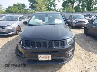 2020 Jeep Compass Latitude z VIN 3C4NJDBB6LT209985, wystawiony jako IAAI lot #42370439 z przebiegiem 38 089 mil mil oraz . Historia ofert i sprzedaży dostępna na DreamBid. Obrazek 13.