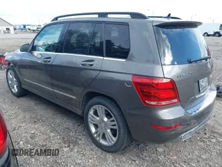 2014 Mercedes-Benz GLK 350 z VIN WDCGG5HB9EG261584, wystawiony jako IAAI lot #42179943 z przebiegiem 105 726 mil mil oraz . Historia ofert i sprzedaży dostępna na DreamBid. Obrazek 3.