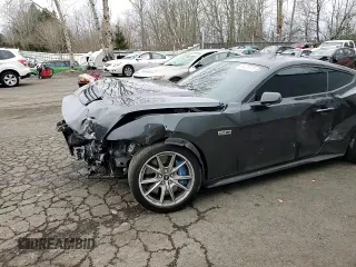 2024 Ford Mustang GT z VIN 1FA6P8CF5R5414448, wystawiony jako Copart lot #46405615 z przebiegiem 10 954 mil mil oraz Szkoda całkowita • Salvage title. Historia ofert i sprzedaży dostępna na DreamBid. Obrazek 10.