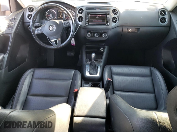 2012 Volkswagen Tiguan LE with VIN WVGAV7AX2CW580035, listed as a Copart auction lot 47297205 with 118,211 mi miles and Salvage title. Bid and sale history available at DreamBid. Image 8.