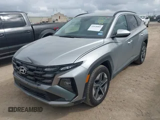 2025 Hyundai Tucson SEL with VIN 5NMJB3DE8SH442517, listed as a IAAI auction lot 42028885 with 17,002 mi miles. Bid and sale history available at carsss.com. Image 2.