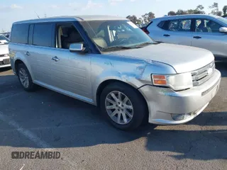 2012 Ford Flex SEL with VIN 2FMGK5CC0CBD01071, listed as a IAAI auction lot 41457425 with 185,413 mi miles. Bid and sale history available at carsss.com. Image 1.